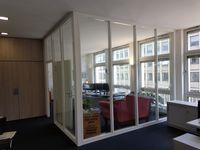 Glaswandb&uuml;ro