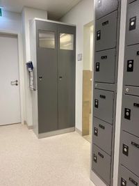 W&auml;scher&uuml;ckgabeschrank (2)